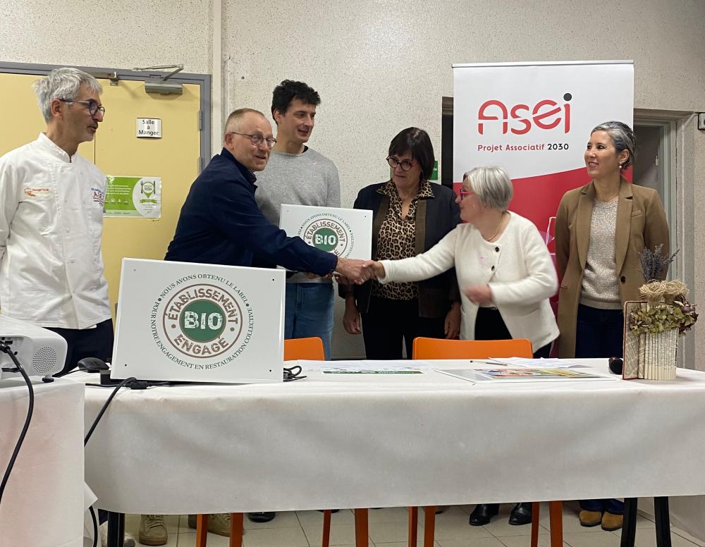 remise du label "établissement bio engagé"  ASEI de Sérénac 