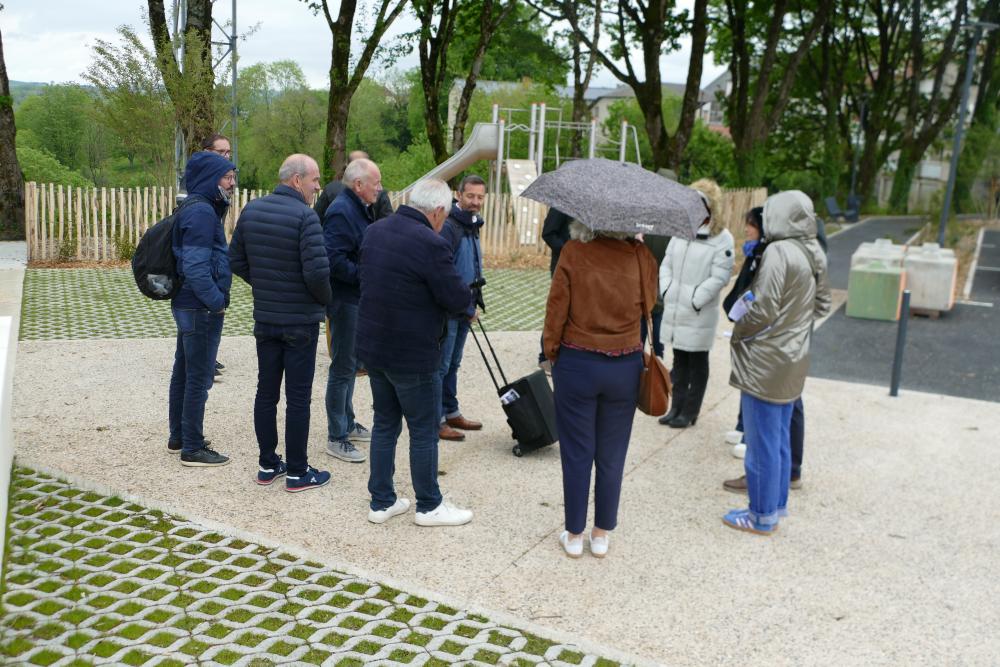 Désimperméabilisation de la place du Docteur Sans